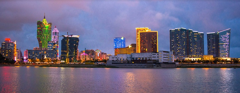 ���۰�˽���ҡ����˫��������